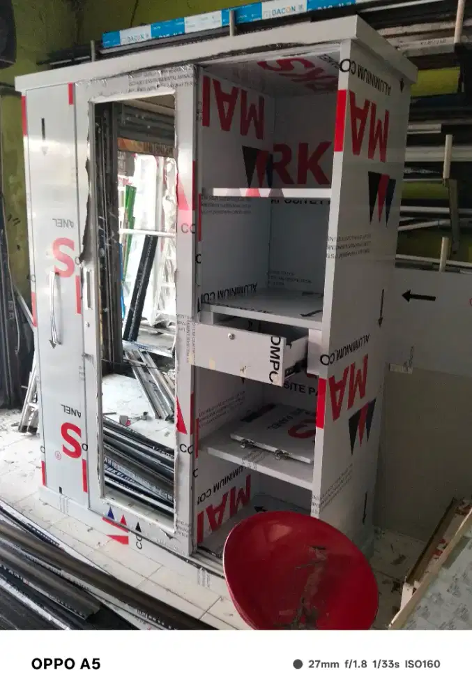 Lemari aluminium acp double layer