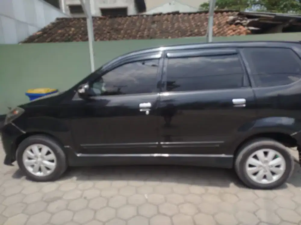 Toyota Avanza 2011