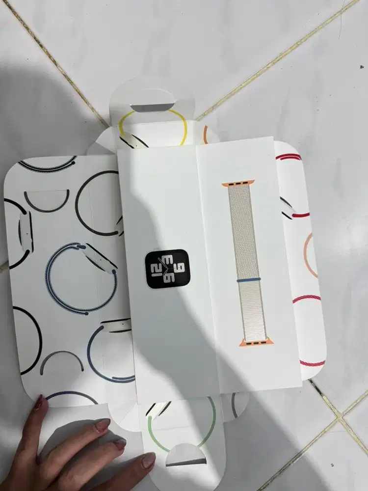 Dijual jam tangan watch SE 40mm ori ibox