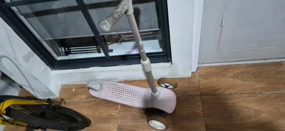 Scooter anak merk Xiaomi