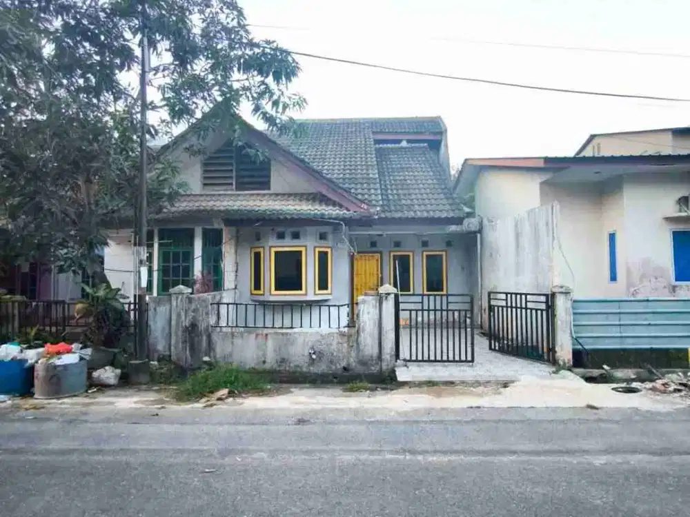 Dijual Rumah (butuh renovasi) + Kavling di Greenland, Batam Center