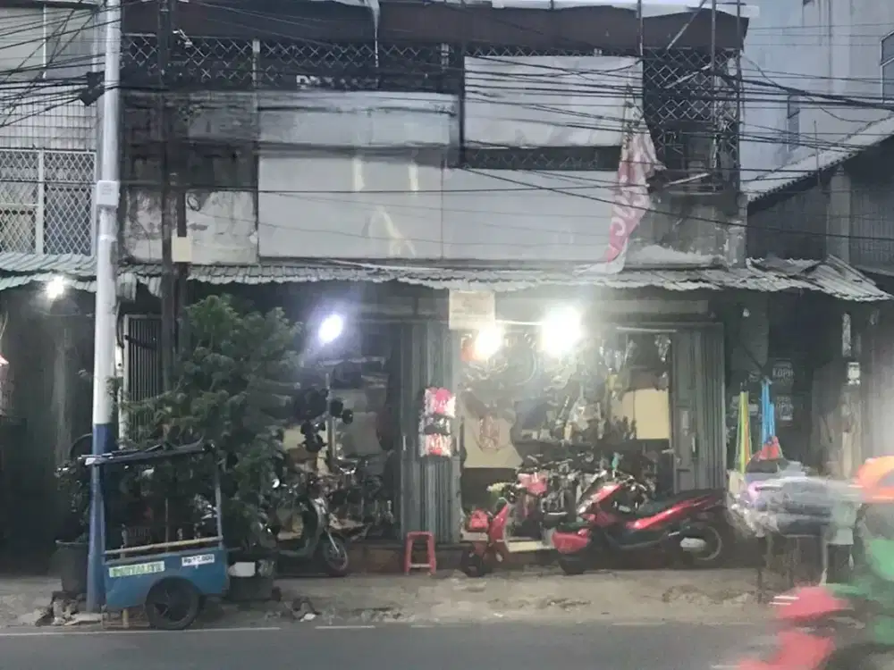 Dijual Rumah pinggir jalan raya Jembatan 5