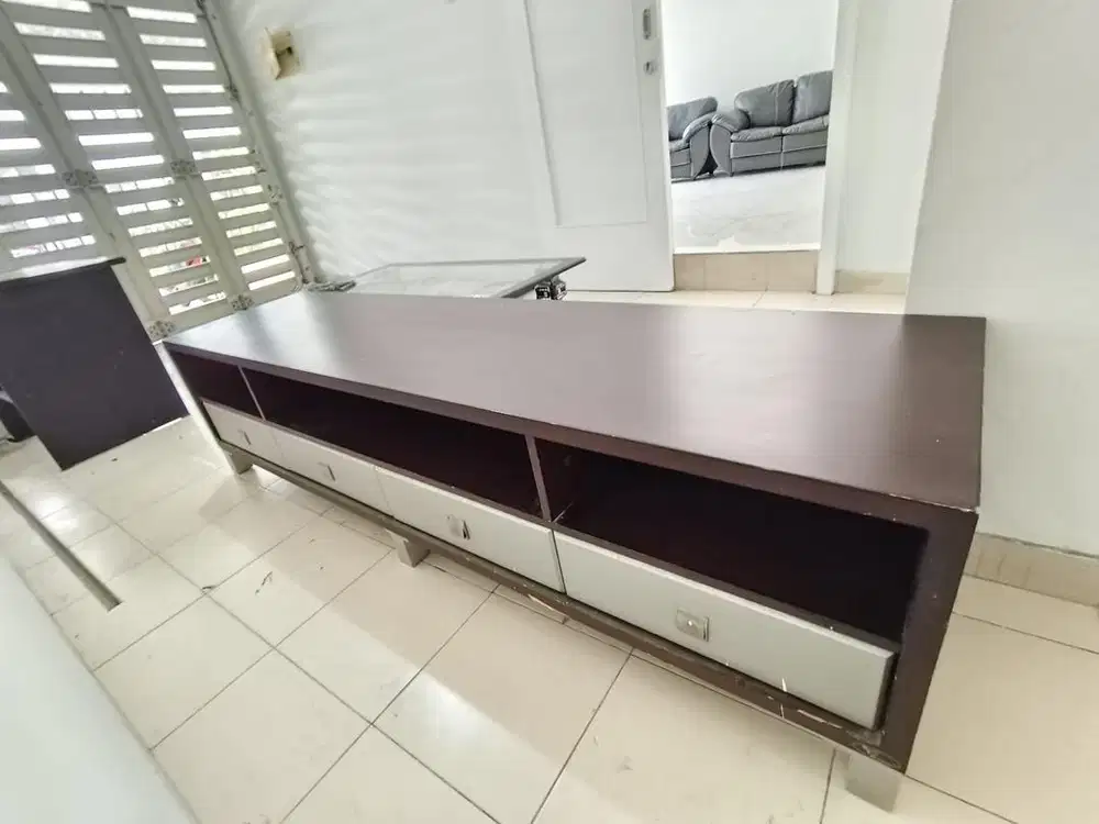 Rak TV/Buffet Minimalis