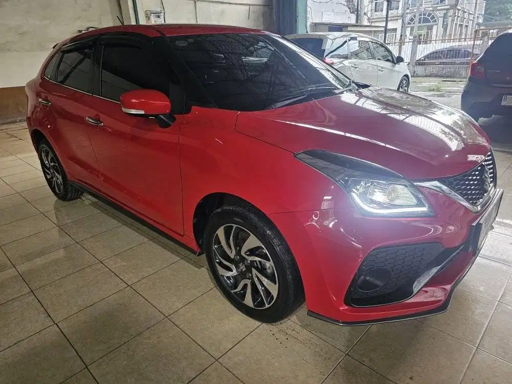 Suzuki New Baleno Hatchback At 2020 Merah metalik Facelift
