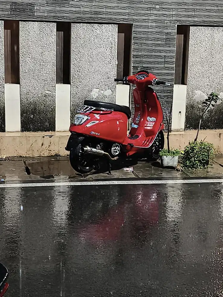 Dijual motor vespa 34 juta nego