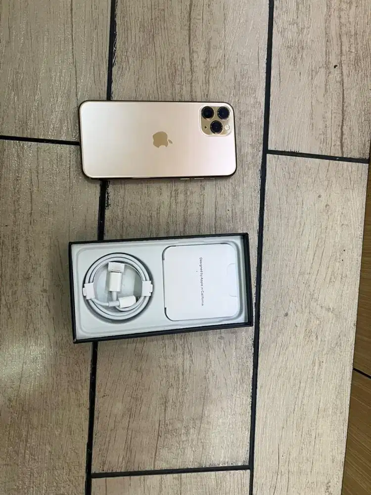 iphone 11 pro 256gb on apple gold