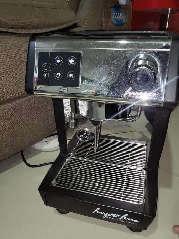 Mesin kopi Ferratti Ferro