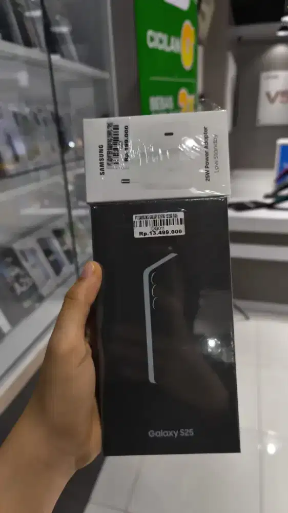 New Samsung Galaxy S25 12/256