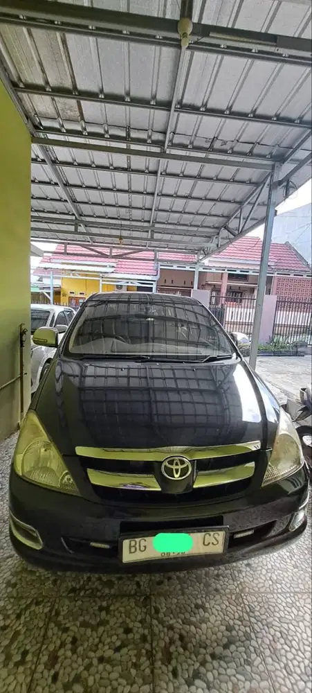 Toyota kijang Innova type G 2.0 bensin manual 2005