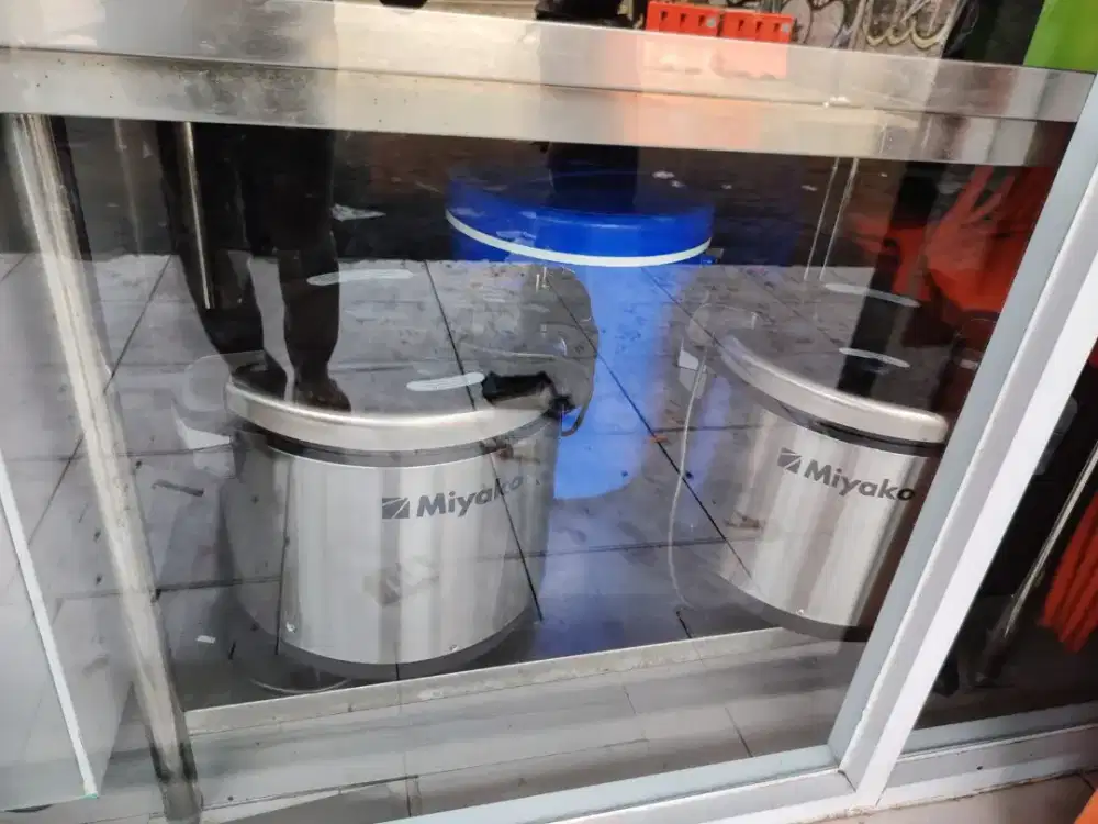 Peralatan dapur restoran BNB