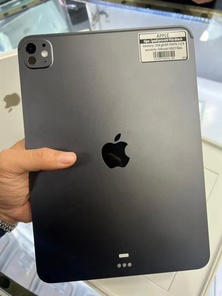 Ipad pro m5 11 inch 256 ibox garansi panjang febuary 2027