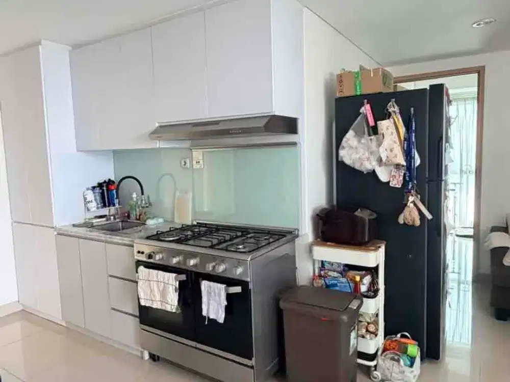Dijual Apartemen Embarcadero 3BR
