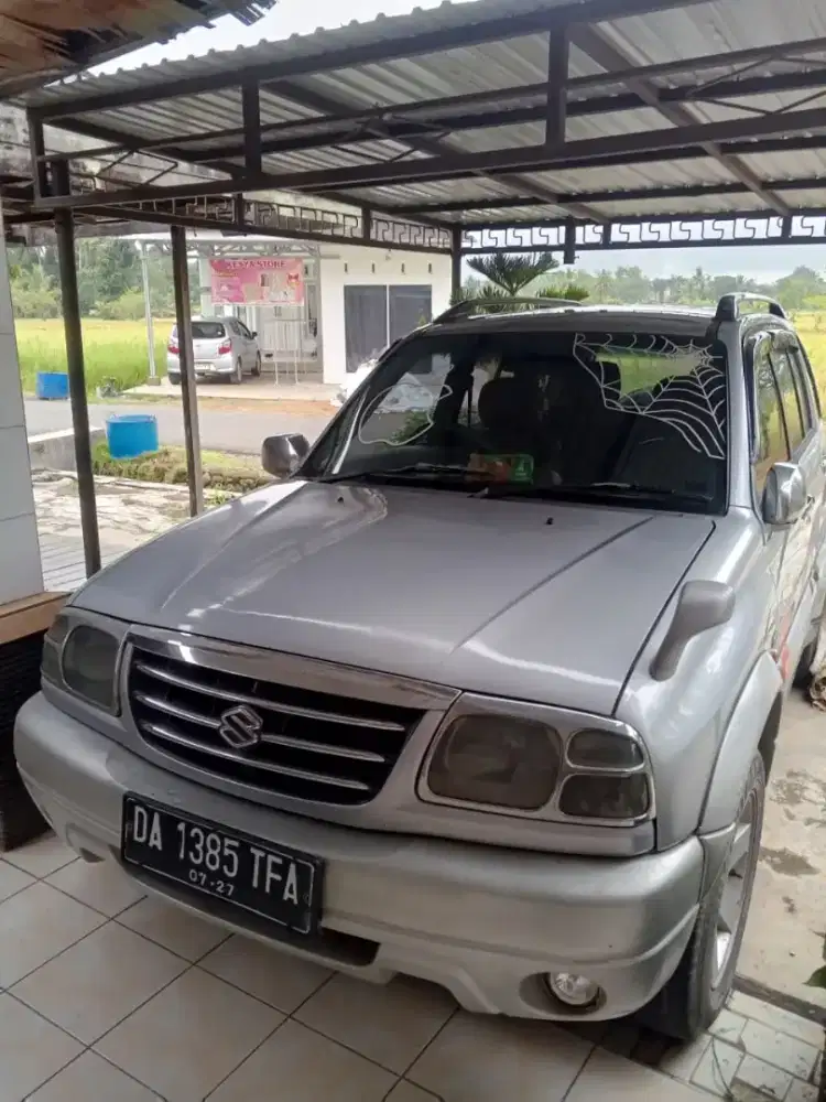 Escodo Jeep 2WD Tahun 2002