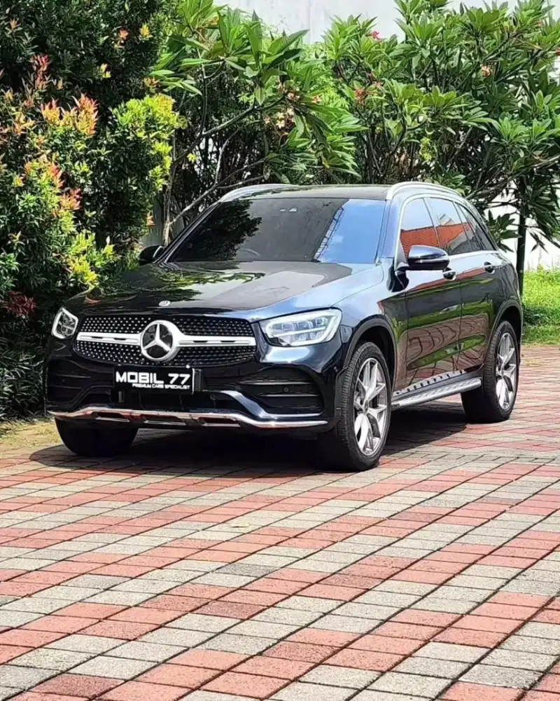 Mercedes Benz GLC200 AMG line odo20rb Tahun 2021