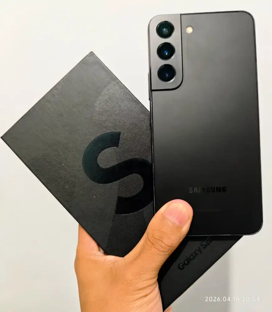 Samsung S22 5G 8/256 Gb Mulus 95% Fullset Ex Resmi Sein bisa TT/BT