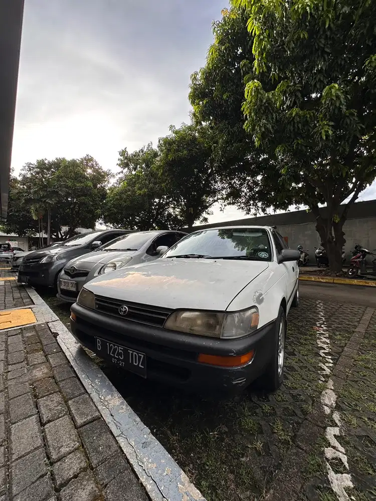 Toyota Corolla SEG 1993 Putih Low KM