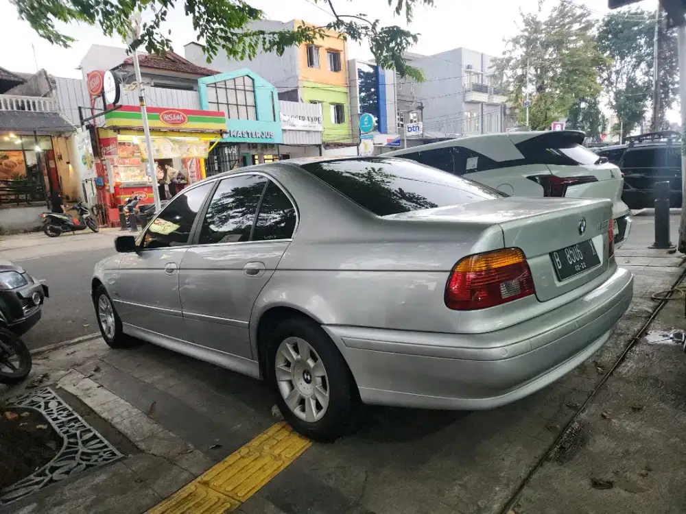 Bmw 520i E39 automatik istimewa 2003