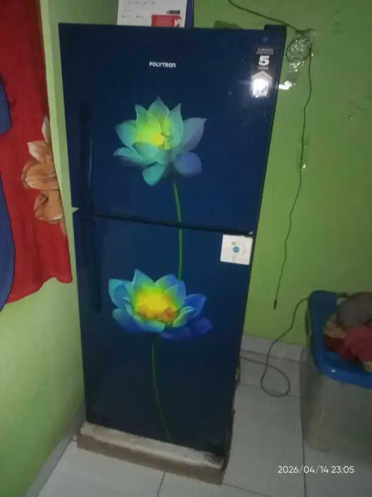Kulkas polytron 2 pintu