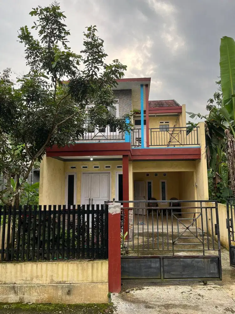 DIJUAL BUTUH RUMAH 2 LANTAI HANYA 320 JT NEGOOO!