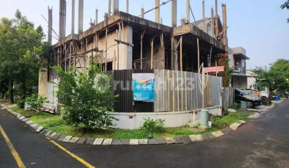 Rumah Hoek Strategis Hitung Tanah Di Althia Park

Bintaro