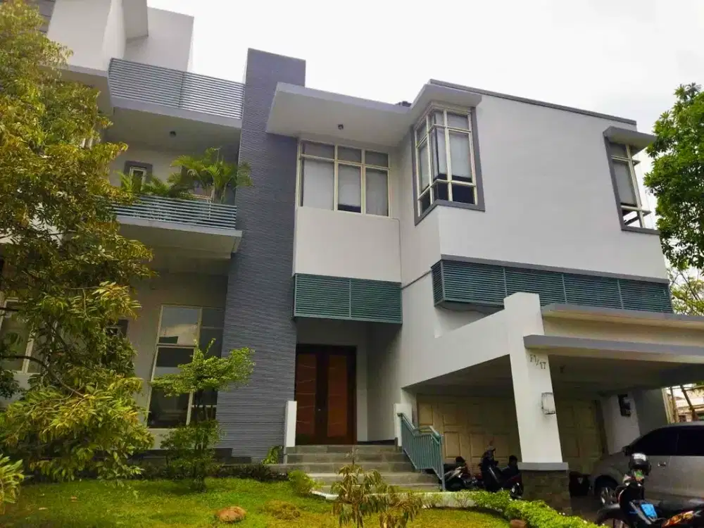 Rumah Super Eksklusif  Telaga Golf BSD