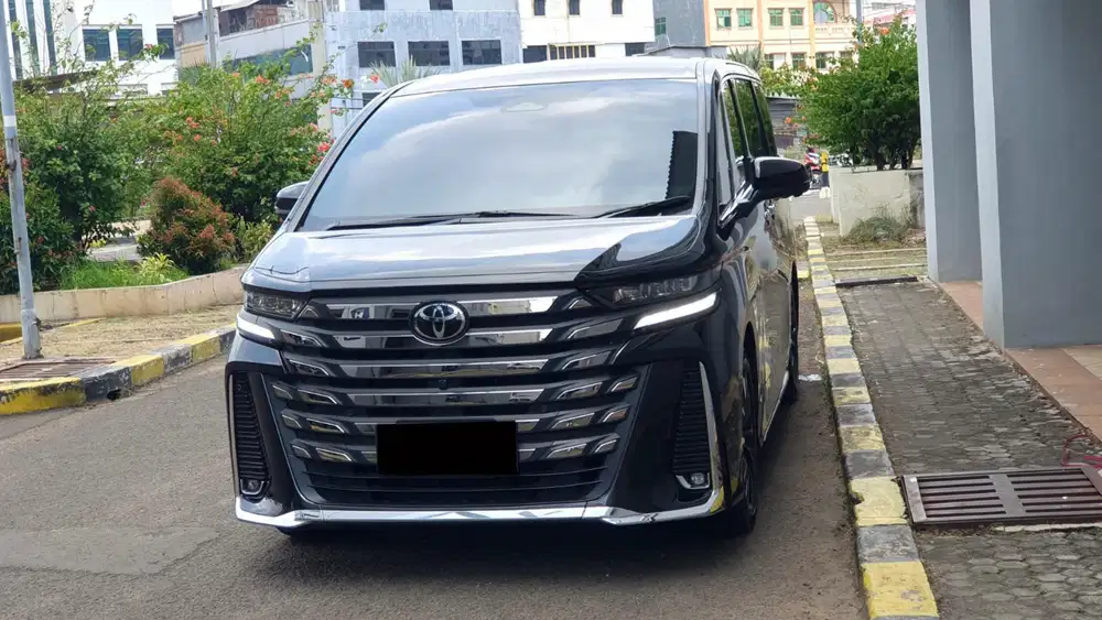 [ LOW KM ] Toyota Vellfire VIP Executive Lounge Hybrid 2024/2025