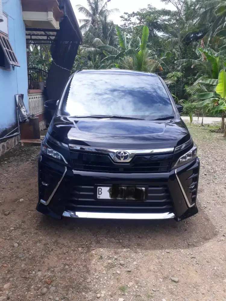 Toyota Voxy 2017 milik pribadi