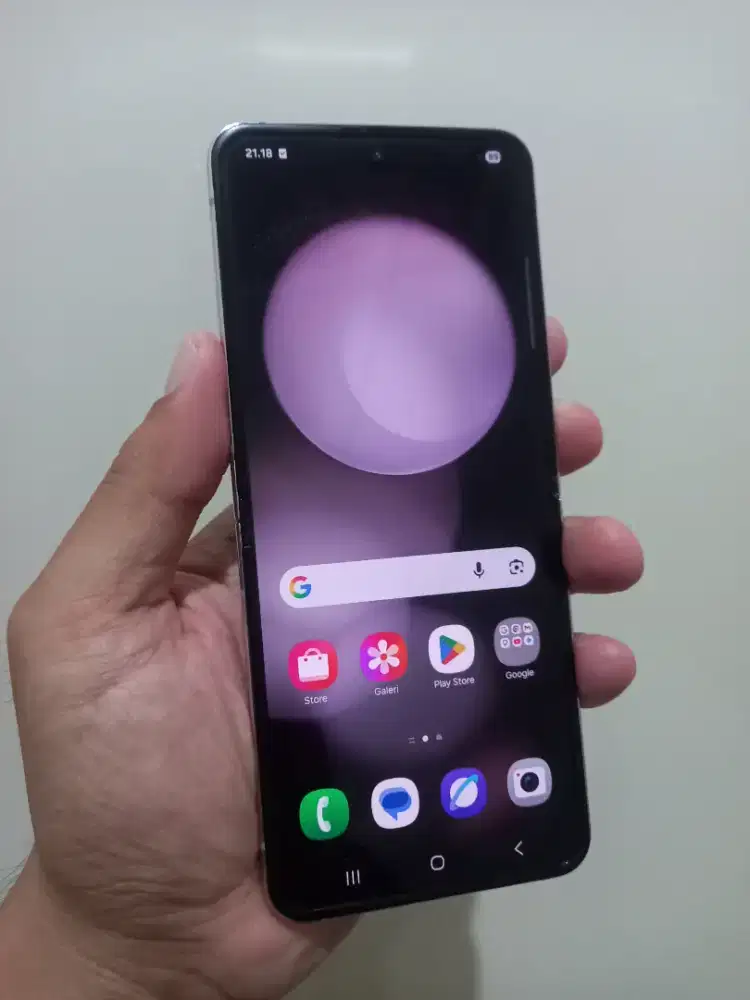 Samsung Galaxy Z Flip 5 Ram 8/512Gb Fullset ori normal