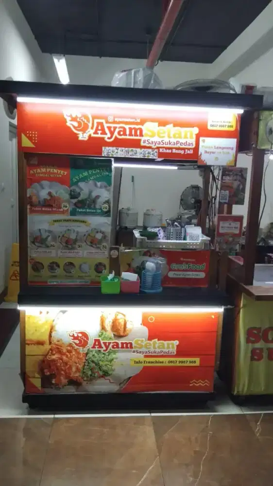 Dijual Booth bekas jati belanda