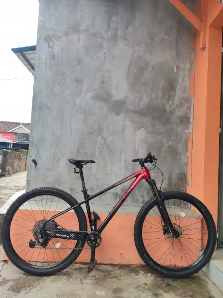 Polygon xtrada 6 size m 29er spek full bawaan pabrik
