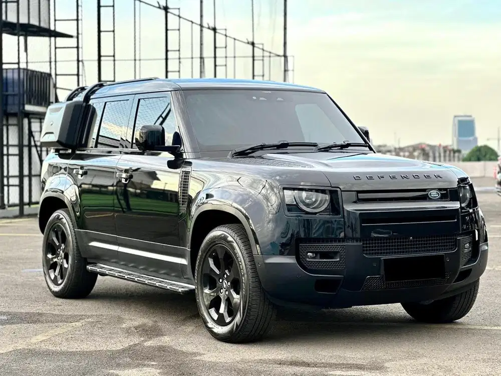 Land rover DEFENDER P110 SE low km full ori