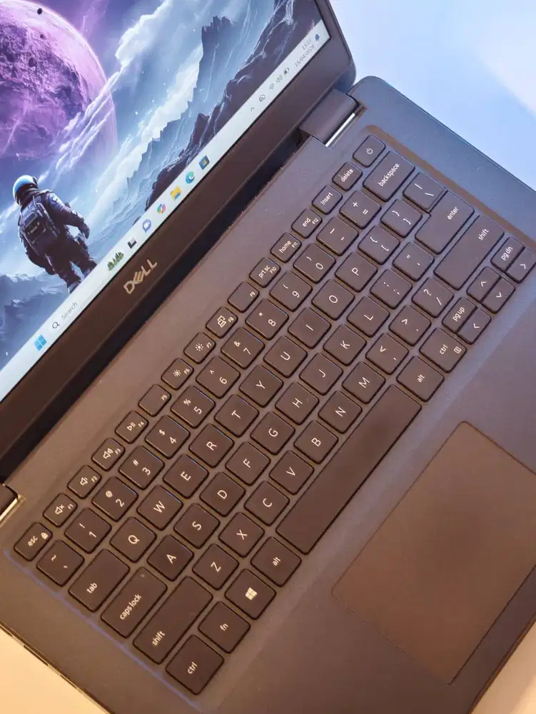 Dell Latitude 3410 Core i5 SSD 256GB RAM 8GB Siap Pakai