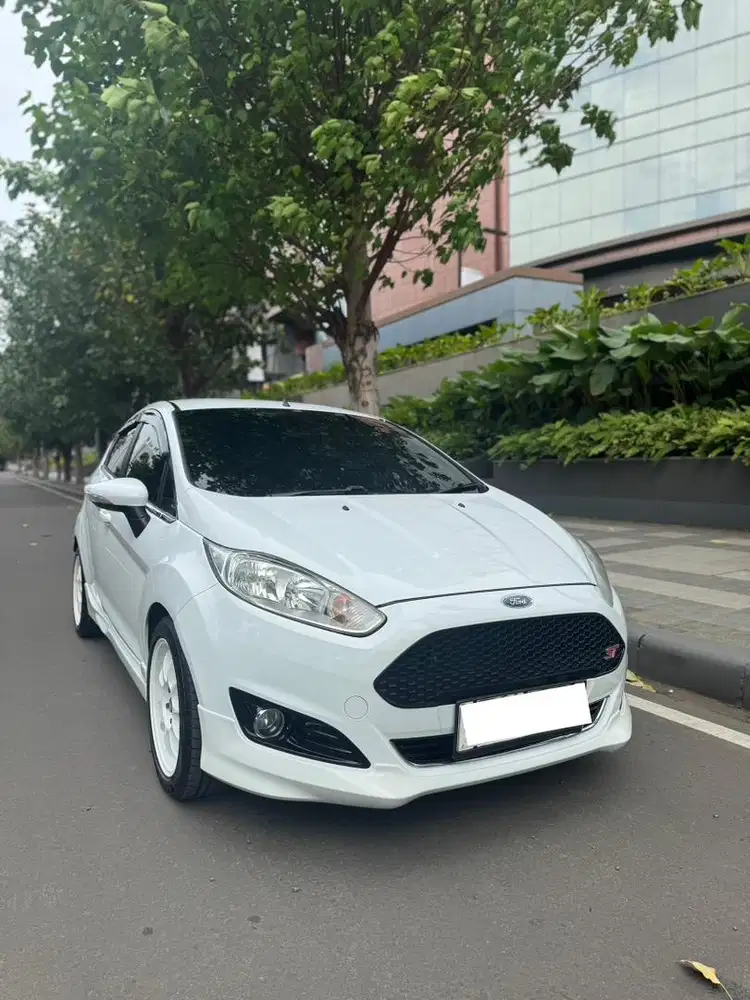 [KM 68rb] [HARGA CASH] Ford Fiesta S Ecoboost 2015