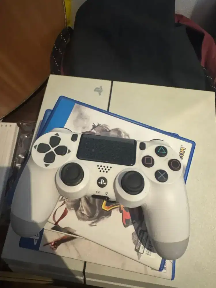 PS 4 fat sony 1 TB BW