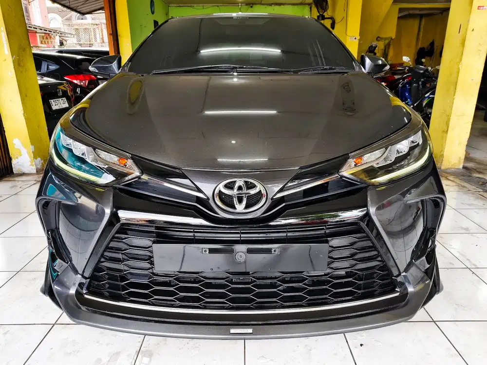 LOW KM..! TOYOTA YARIS S GR SPORT AT 2021 MATIC PERFECT 7 AIRBAGS 2022