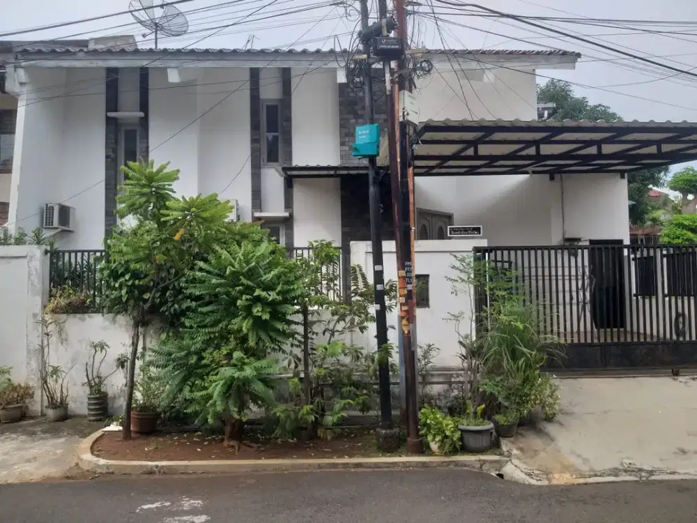 Rumah Siap Huni Lingkungan Tenang di Pulomas Jakarta timur