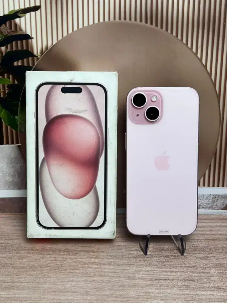 Iphone 15 basic pink