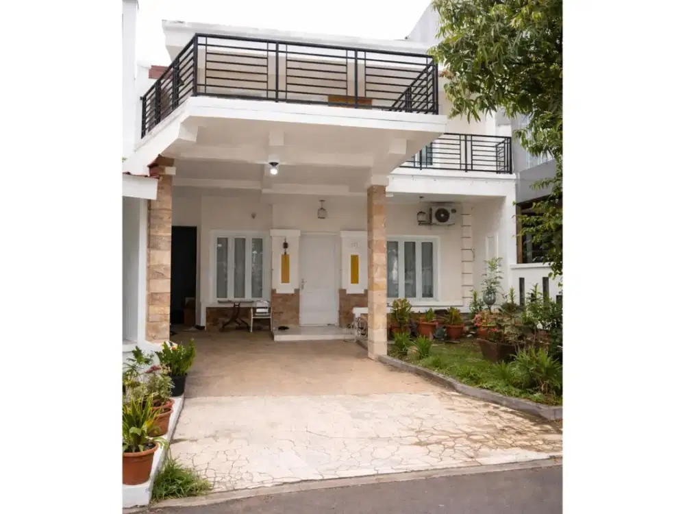 DISEWA RUMAH MEWAH TAHUNAN SIAP HUNI BAGUS DEKAT TAMAN BUDAYA SENTUL CITY