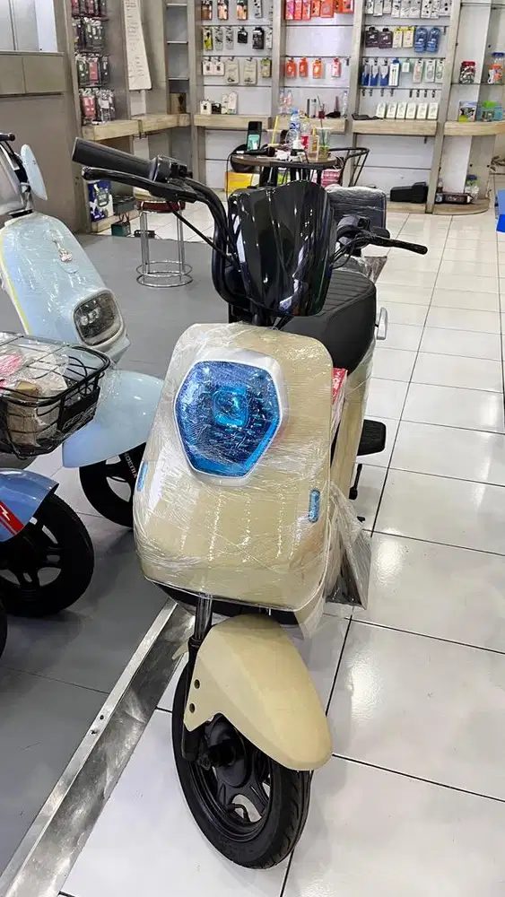 SEPEDA LISTRIK UWINFLY M60adv