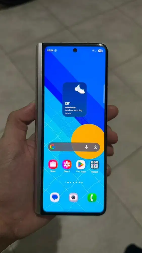 Jual samsung z fold 3 warna gold 256 cuma hape aja sama chager