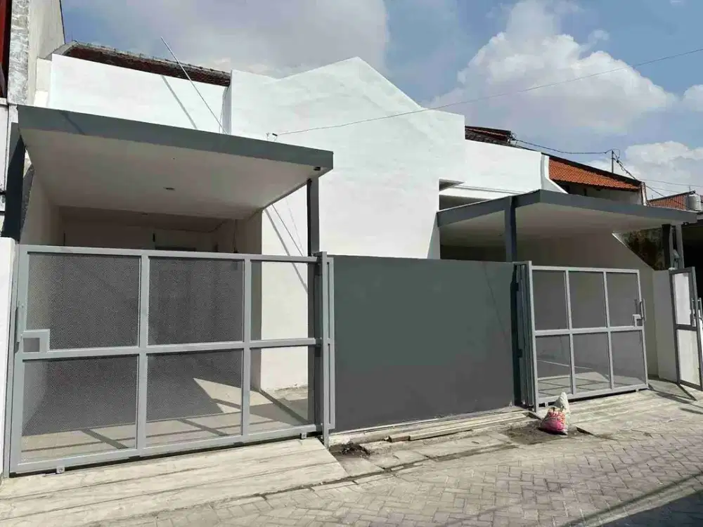 Rumah L. 150m Full Renov Modern Minimalis Dibawah Harga Pasar Nginden Intan Surabaya Dekat RS Premier, Aneka  Kampus&Merr