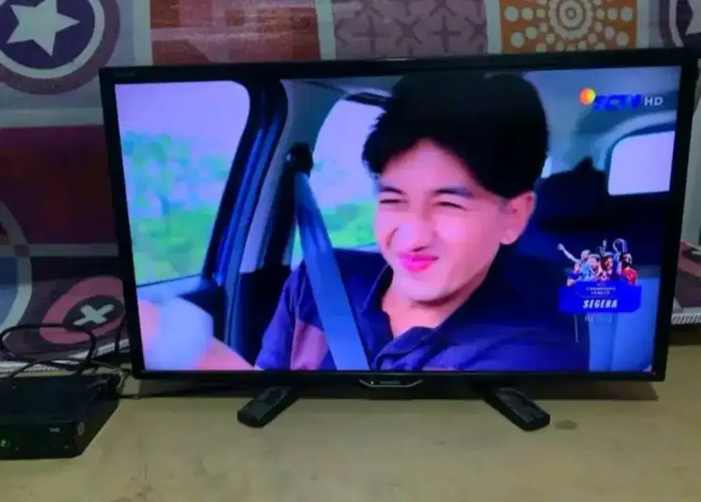 Jual aja tv Sharp 24 inchi lengkap