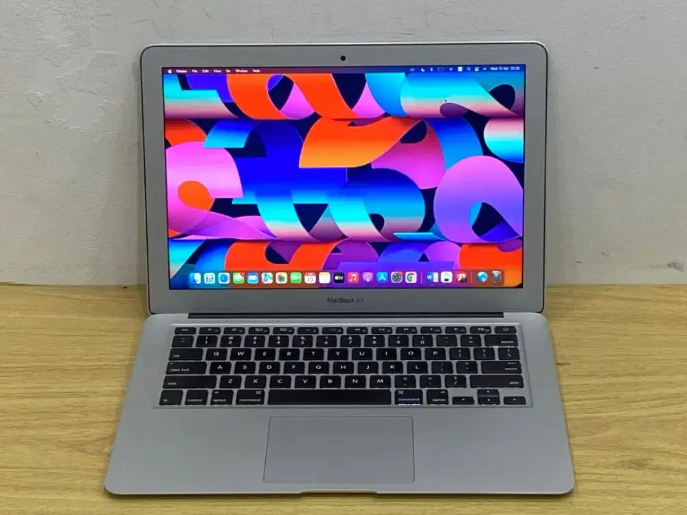 Macbook air 2015 (13 inch, Early 2015)