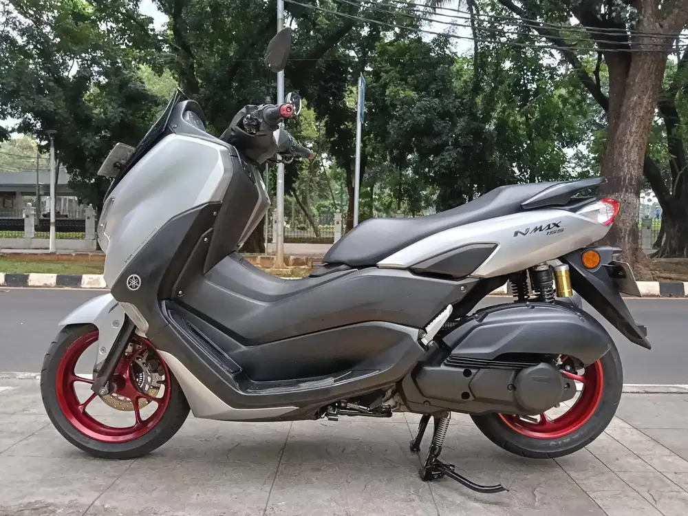 DIJUAL CASH NEW YAMAHA N MAX CONNECTED ABS THN 2021 PJK ON