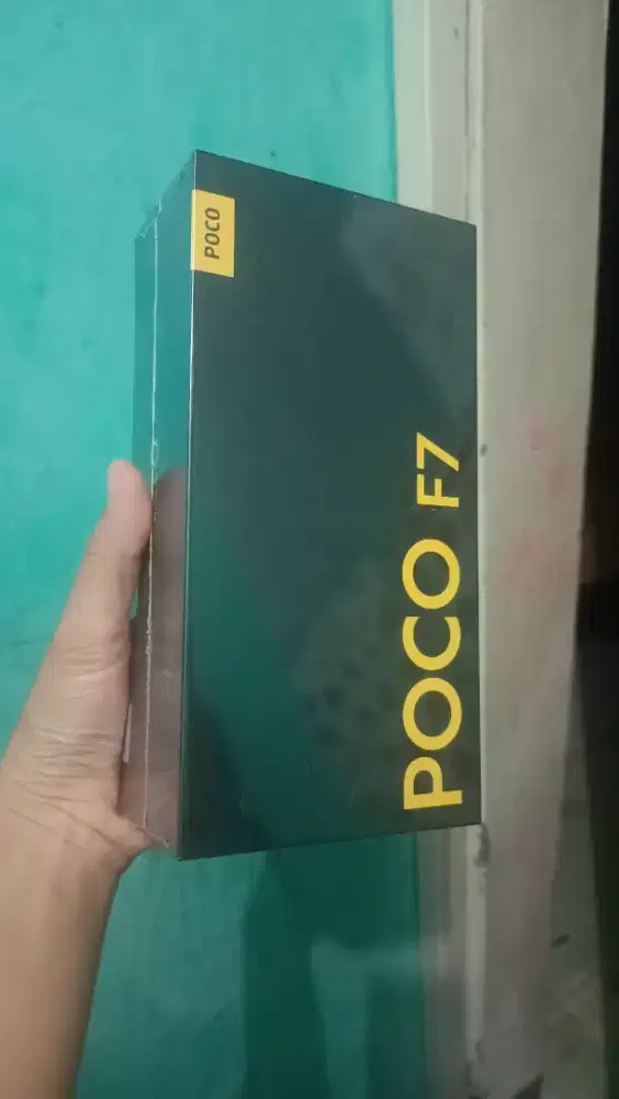Poco F7 ram 12/512 new
