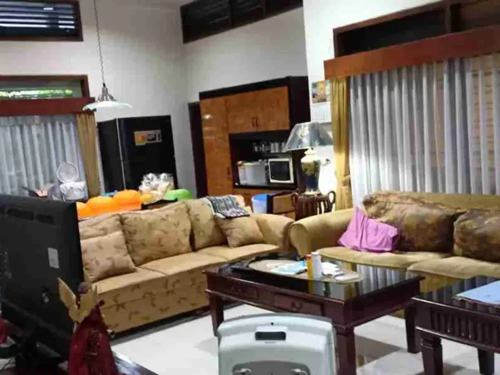 Rumah Luas 1500 m² Pinggir Jalan Majapahit Harga Nego di Semarang Timur