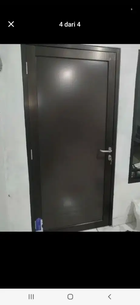 Pintu alumunium swing T220cm L100cm harga berikut pasang 2,3 jt/unit