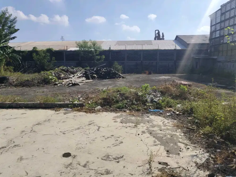 Jalan Raya Manukan Wetan