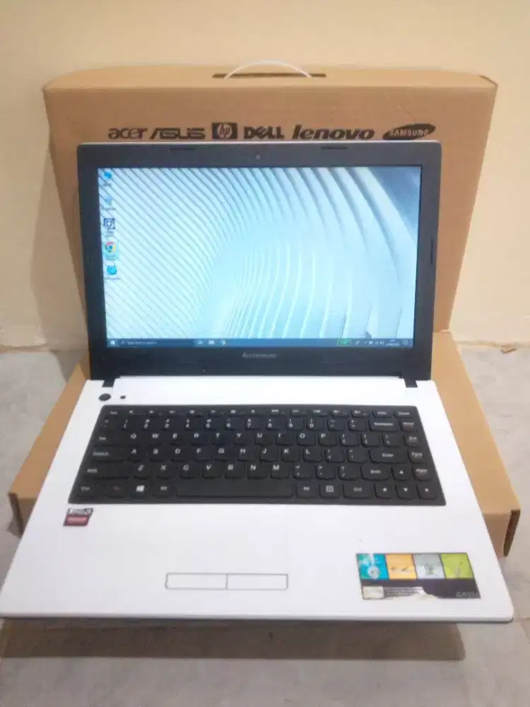 Lenovo G405s Dual Grafik AMD A8-5550M Radeon DDR 8GB 500GB 14  2 jam