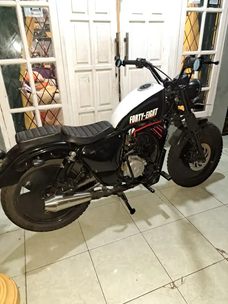 Motor custom yamaha scorpio 2011